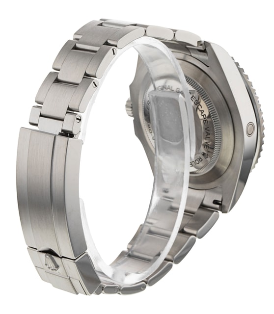 Rolex Sea-Dweller 126600 Image 3
